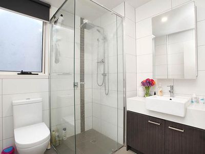 208 / 17 Robbs Parade, Northcote