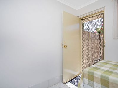 1 / 146 Raglan Avenue, South Plympton