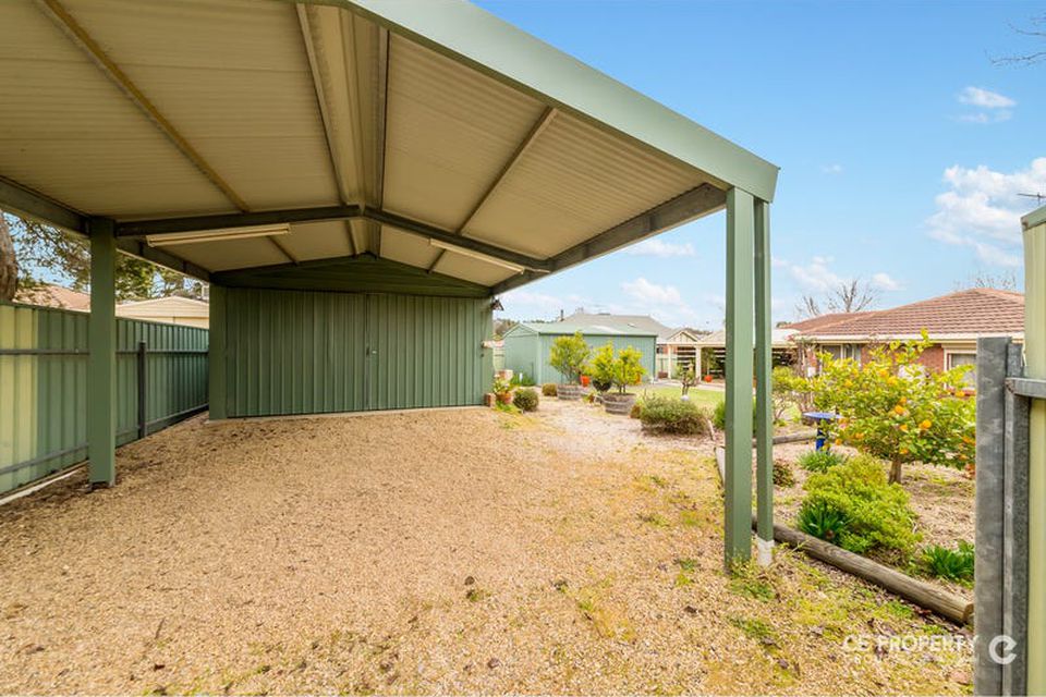 10 Mitchell Court, Williamstown