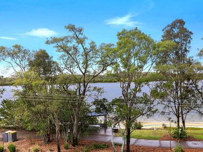 9 / 131-135 Bradman Avenue, Maroochydore