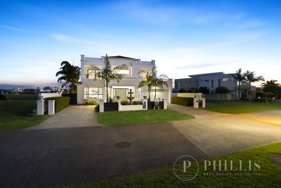 1061 Edgecliff Drive, Sanctuary Cove