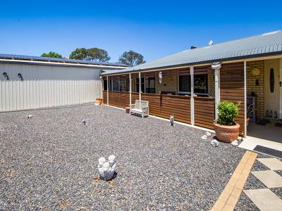 9-11 Albion Street, Kingaroy