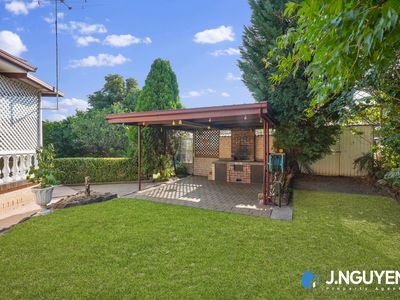 9 Albany Close, Wakeley