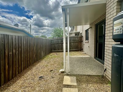 2 / 300 Redbank Plains Road, Bellbird Park