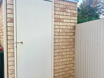 1 / 2-4 Ken Payne Place, Parkes