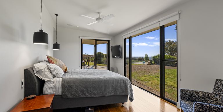 665 Fernhills Road, Marraweeney