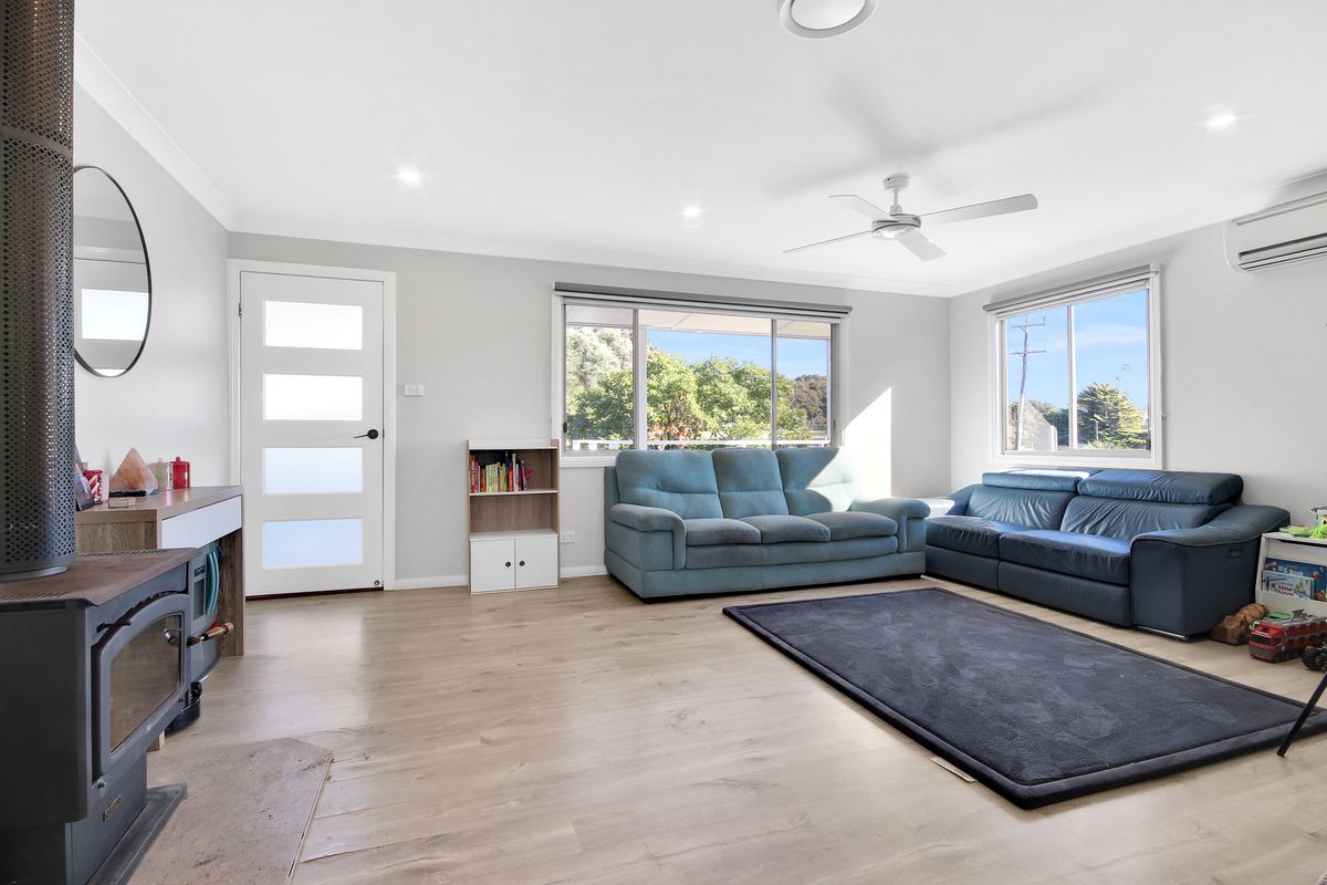 28 Thomson Parade, Dalmeny