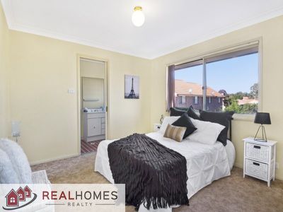 6 / 113 The Lakes Drive, Glenmore Park