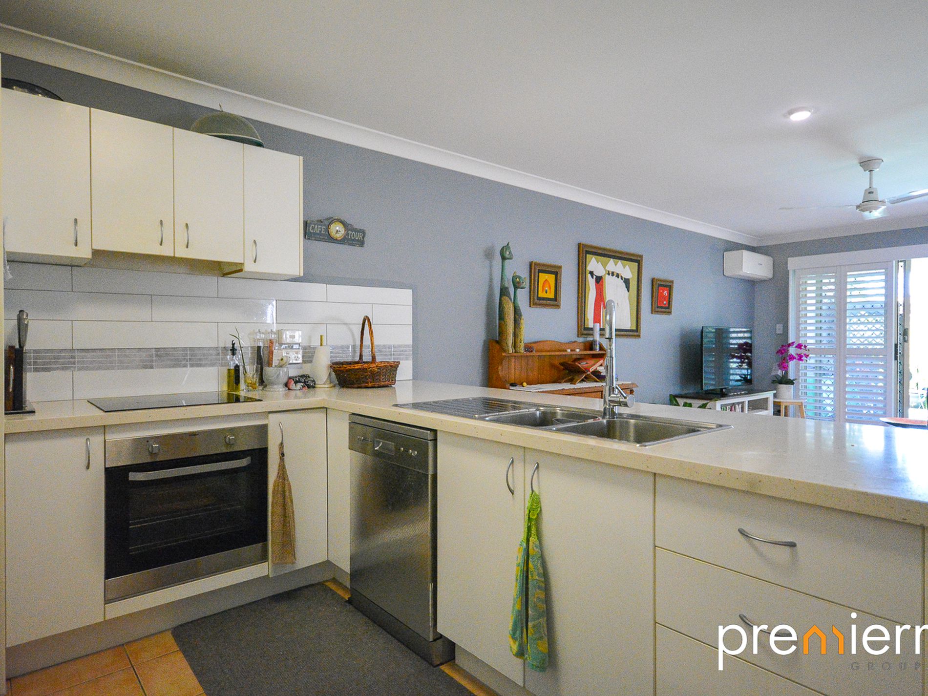 2 / 18 Devalera Street, Collingwood Park