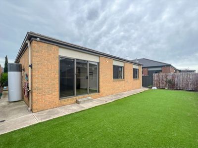 9 Angove Street, Craigieburn