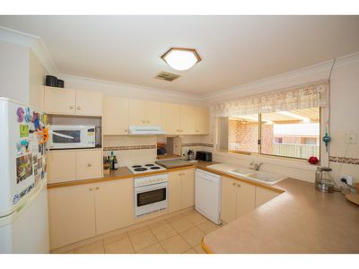 14 Catchpole Close, Dubbo