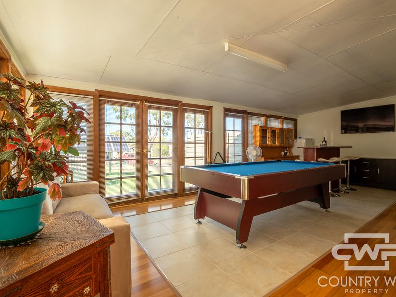 952 Polhill Road, Wellingrove