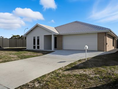 1 Gumnut Court, George Town