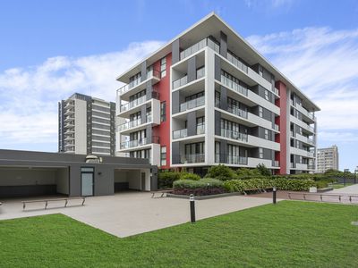 305 / 16 Burelli Street, Wollongong