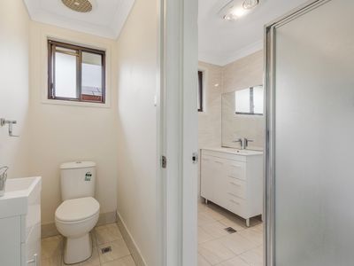 7 Hanna Avenue, Lurnea