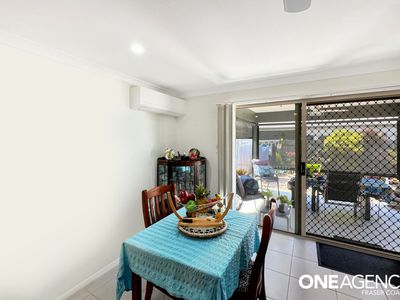 121 / 230 Pulgul Street, Urangan