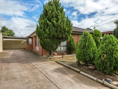 15 Dona Drive, Hoppers Crossing