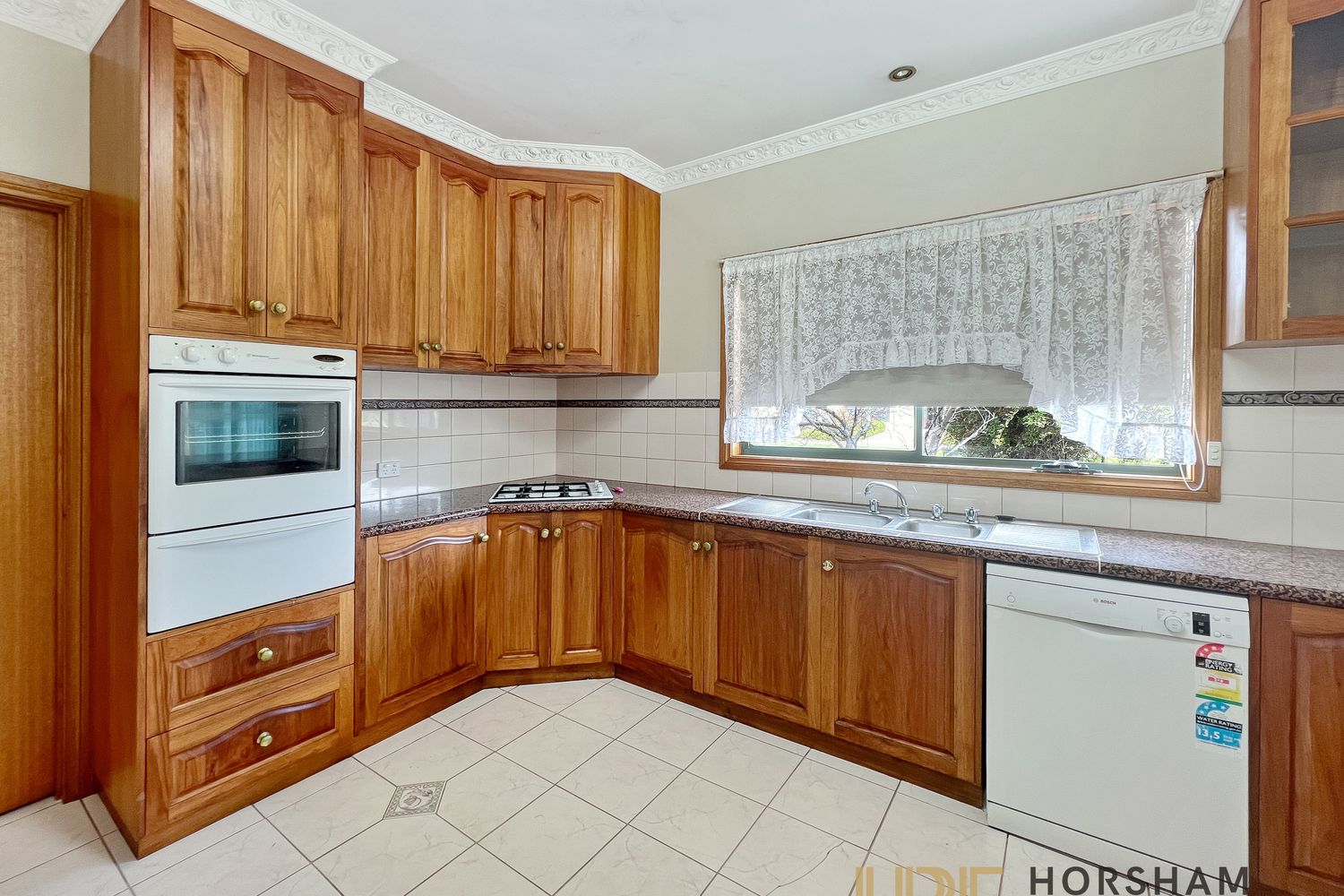 27 Citrus Avenue, Horsham