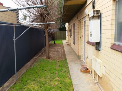 2 / 19 Oscar Street, Brooklyn Park