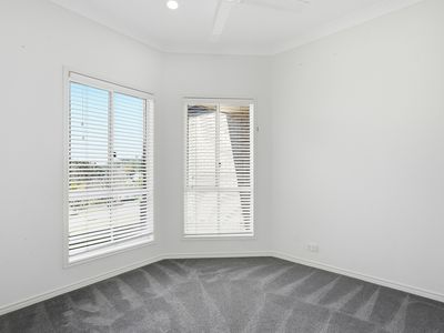 21 Yaldara Street, Pacific Pines