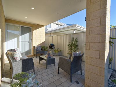 10 Fairy Parade, Alkimos