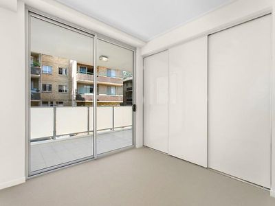 1402 / 1 Neild Avenue, St Leonards