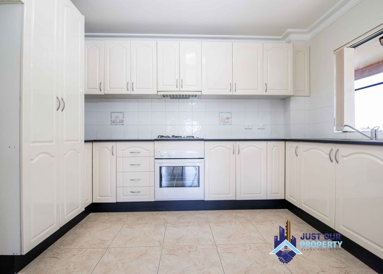12 / 11-15 Cahors Rd, Padstow