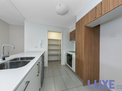 242 / 36 Philip Hodgins Street, Wright