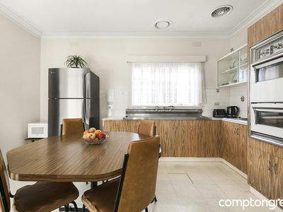 40 Mcintosh Road, Altona North