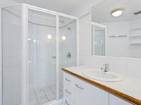 135 Macquarie Street, Teneriffe