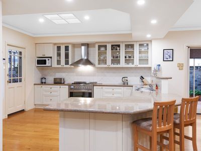 25 Heston Court, Somerville