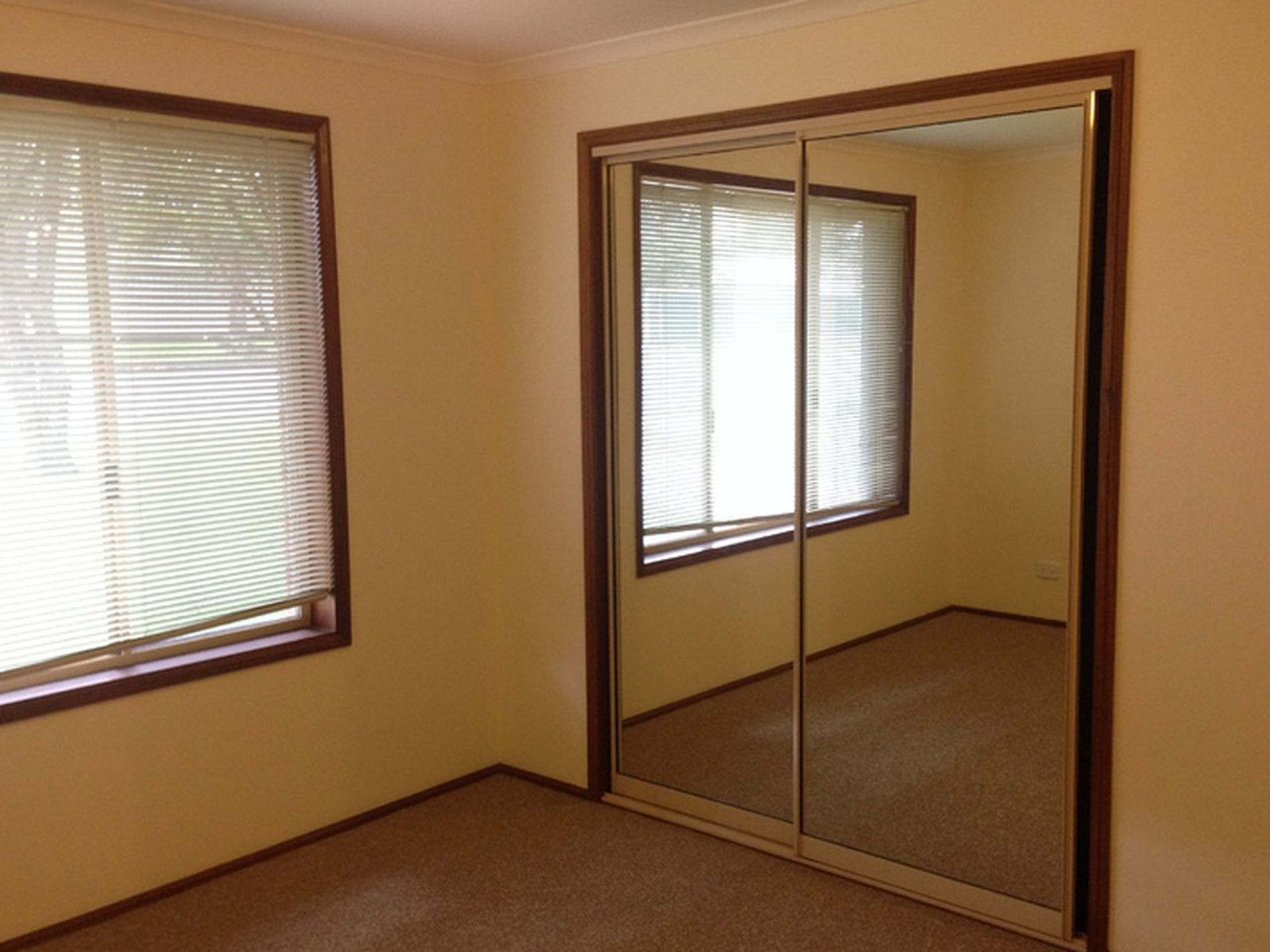 1 / 5 Robertson Street, Shellharbour