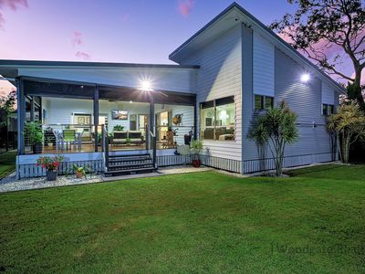 10 PAPERBARK COURT, Woodgate