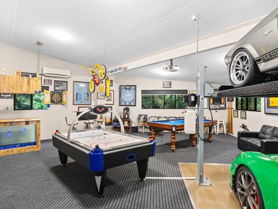 42-44 Osprey Close, Bayview Heights