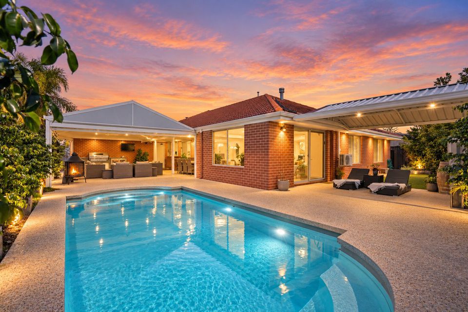 2 Anzio Court , Secret Harbour