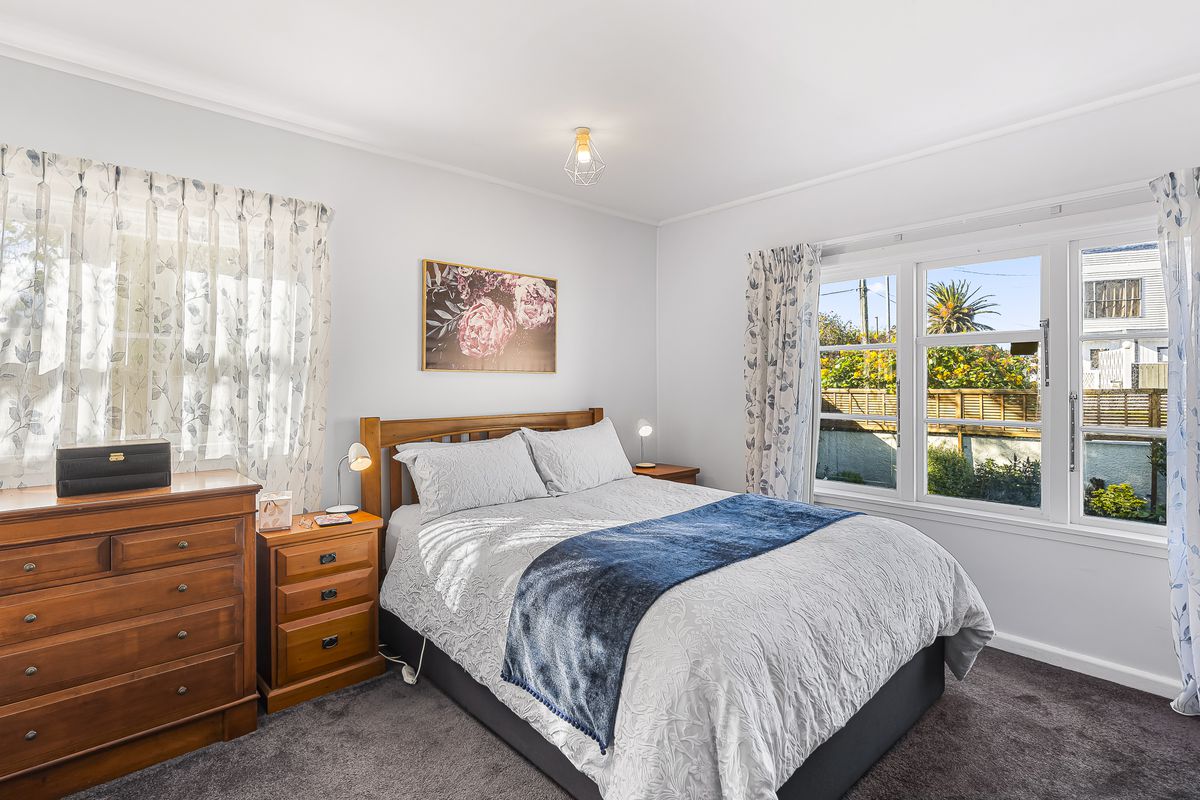 25 Golf Road, Paraparaumu Beach