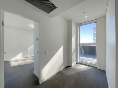 907 / 8 Ebsworth Street, Zetland