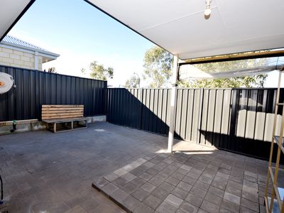 2 Arrino Road, Midvale