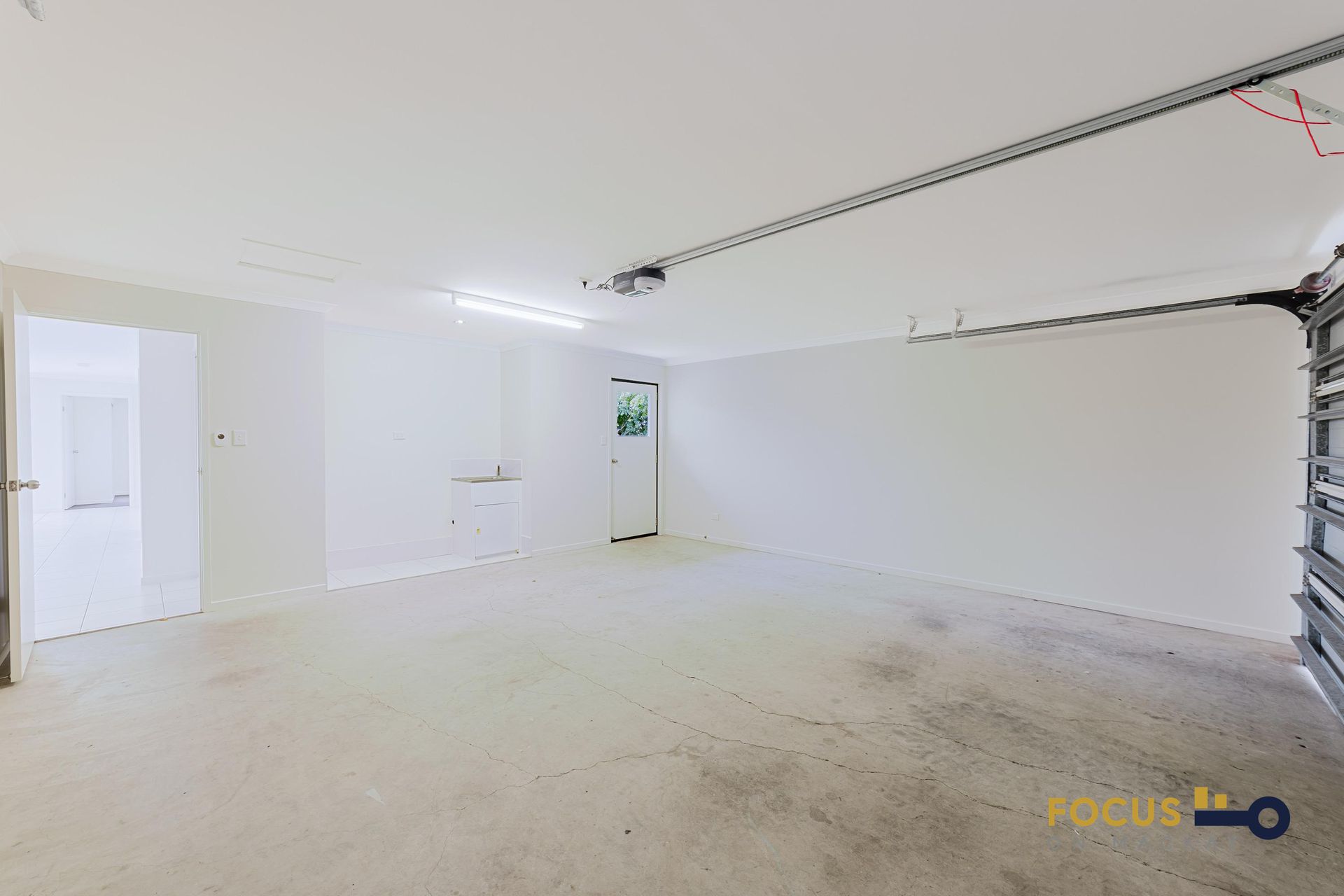 5 Chanelle Court, Glenella