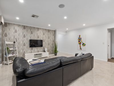 21 Exchange Avenue, Harrisdale