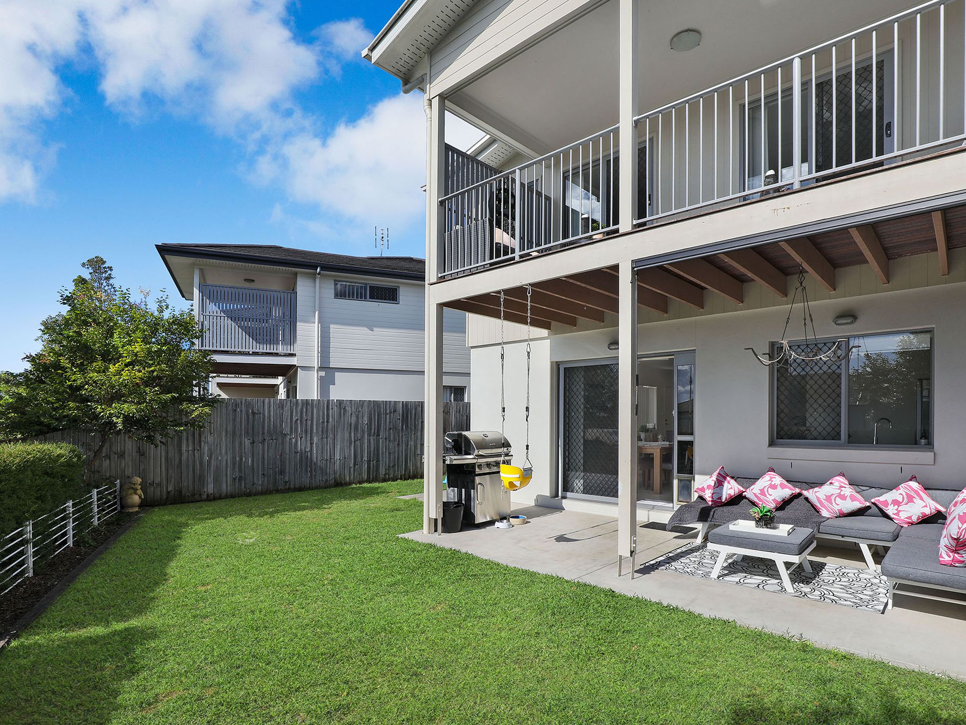 13 / 14 Photinia Crescent, Mountain Creek