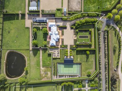 19 Hammet Place, Macedon