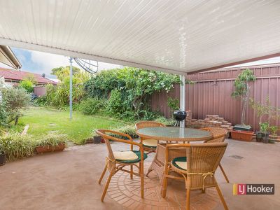 2 Kenyon Crescent, Doonside