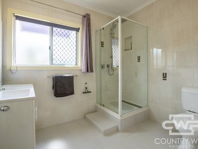1928 Torrington Road, Stannum
