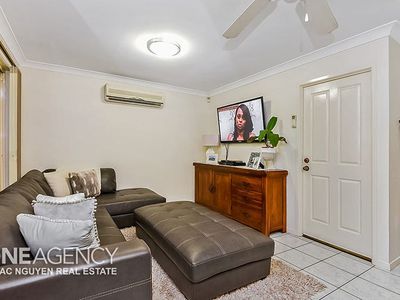 127 Clarendon Circuit, Forest Lake
