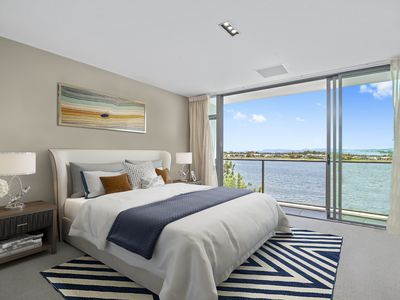 31306 / 2 Ephraim Island Bridge, Paradise Point