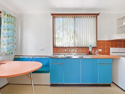 8 Woodlawn Avenue, Burrill Lake