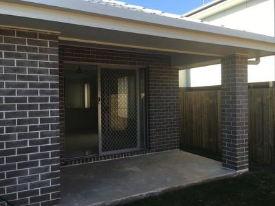 10 Leigh Crescent, Dakabin