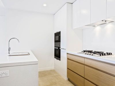 58 / 38 Solent Circuit, Baulkham Hills