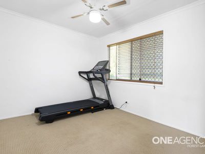 21 Karen St, Camira